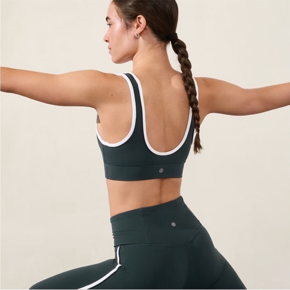 Athleta Breathe Longline Piped Dark Green Sports Bra - sz M
